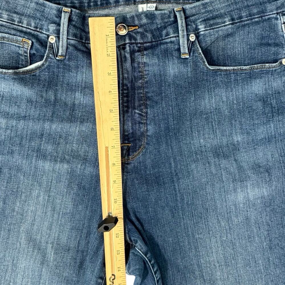 Good American Good Straight Blue407 Medium Wash Distressed Raw Hem Jeans size 18 - Picture 5 of 9